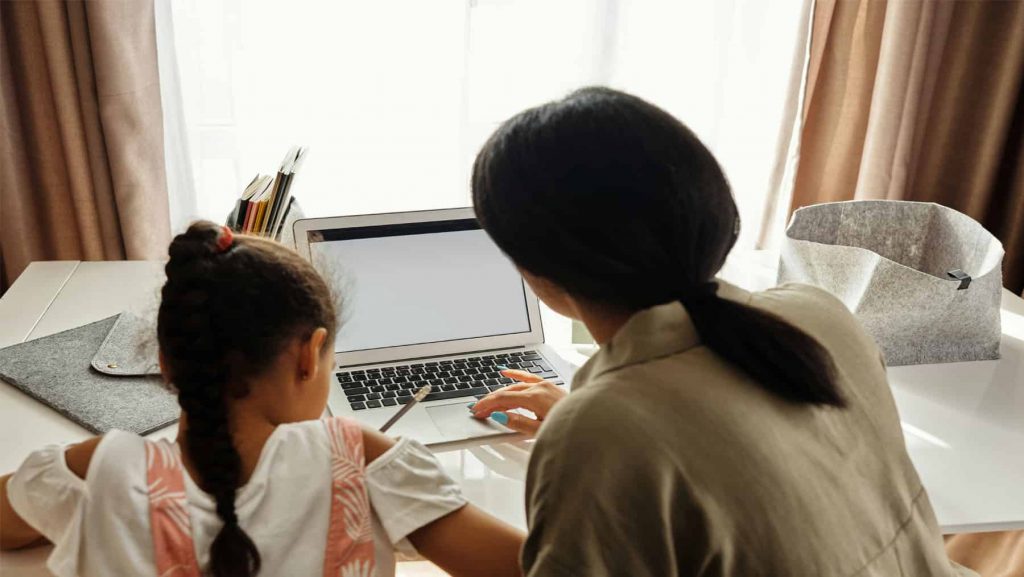 engaging and teaching parents about technology webinar